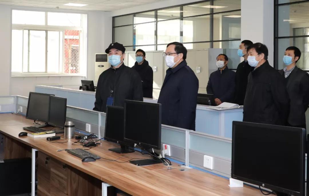 楊金成到七院、七一四所檢查指導(dǎo)疫情防控和復(fù)工復(fù)產(chǎn)工作